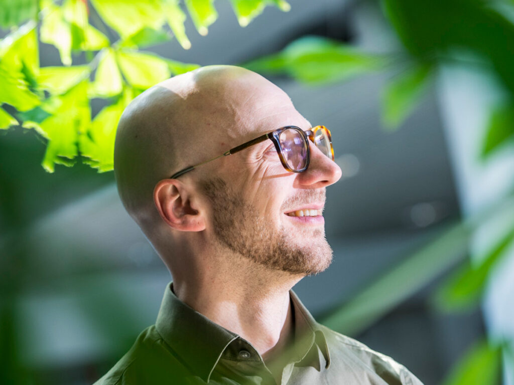 Lauri Reuter on koulutukseltaan biotekniikan tohtori ja perustajaosakas Nordic Foodtech Venture Capital Oy:ssä, joka sijoittaa ruokajärjestelmää uudistaviin yrityksiin.